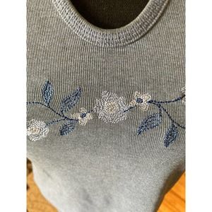 Liz Claiborne pretty Top